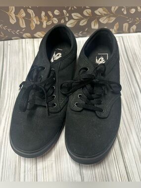 Excellent Condition WOMEN'S VANS ATWOOD SKATE SHOES Black Size 8.5